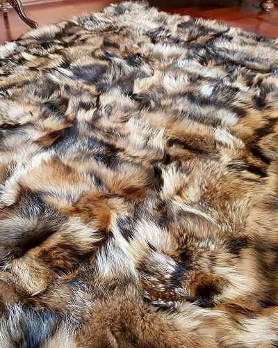 Pelz Decke Teppich aus Finnraccoon Waschbär 160x215